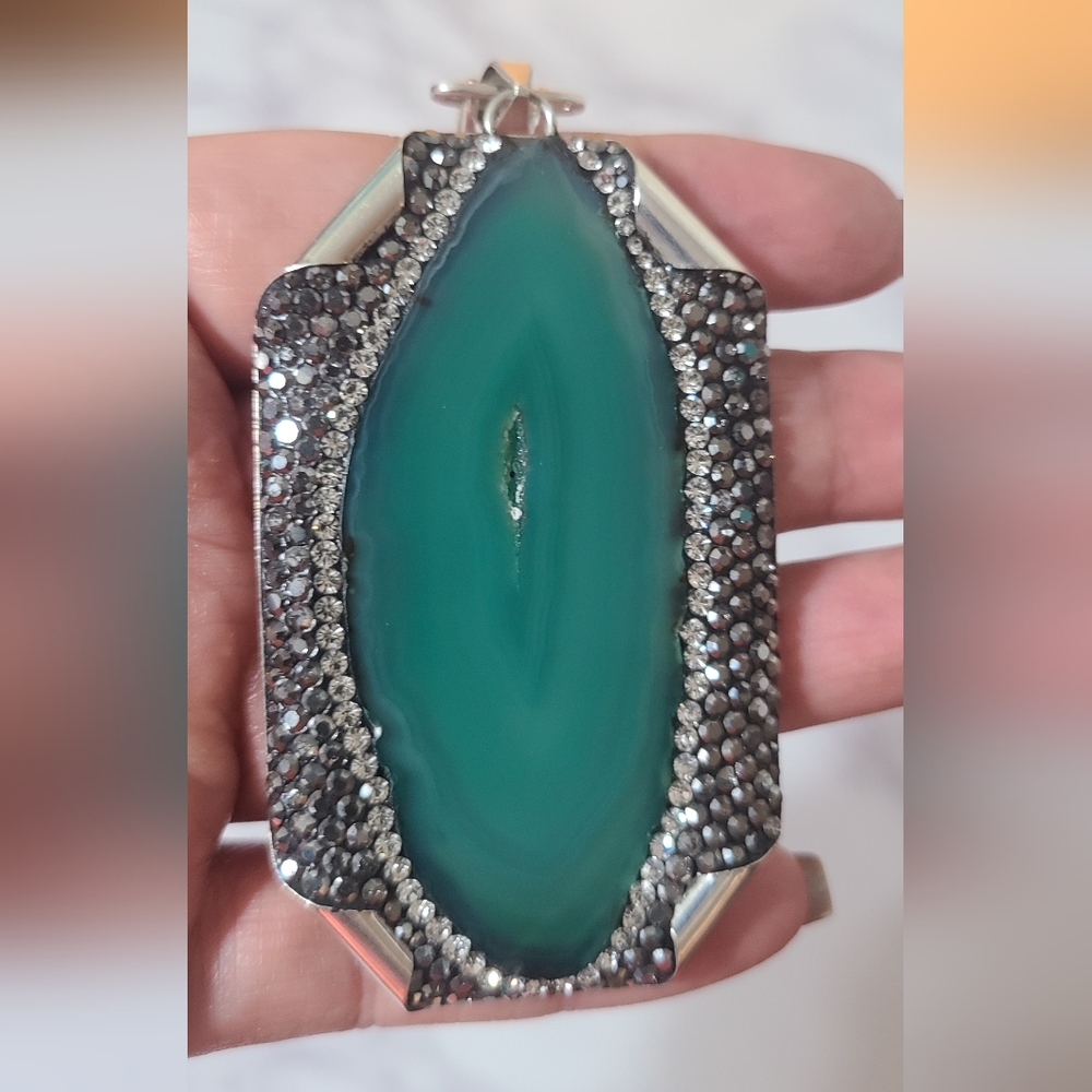 Pendant, chain and earrings set